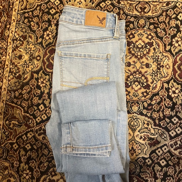 Denim - Light wash size 4 long american eagle